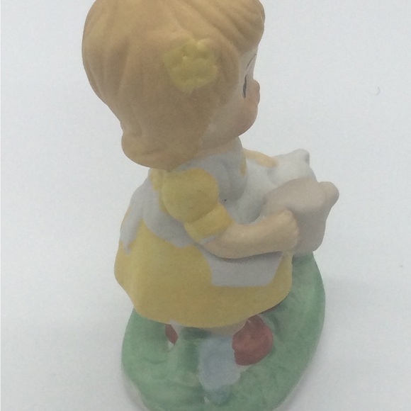 Retro sweet girl figurine with dog watering can yellow 60s hobbyist piece - Picture 6 of 10